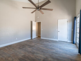 2475 Escalon Ave Clovis CA 93611-20